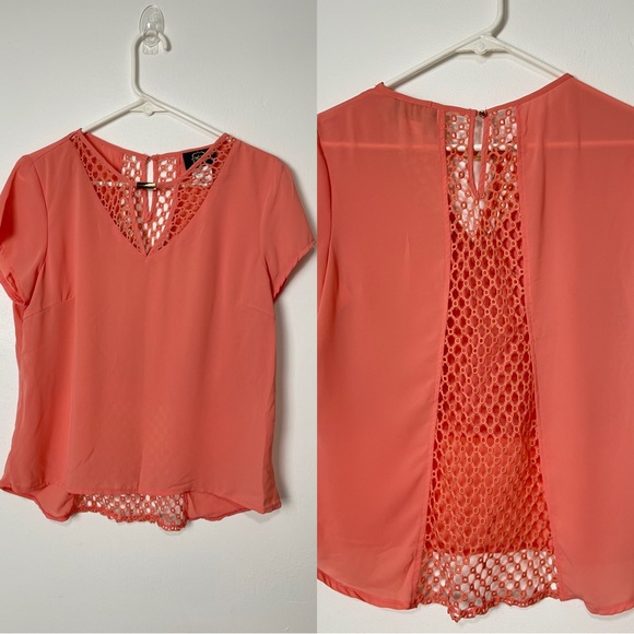 M|2 Tops - M|2 Short Sleeves Crochet Details Short Sleeves Blouse Top Women’s Size M